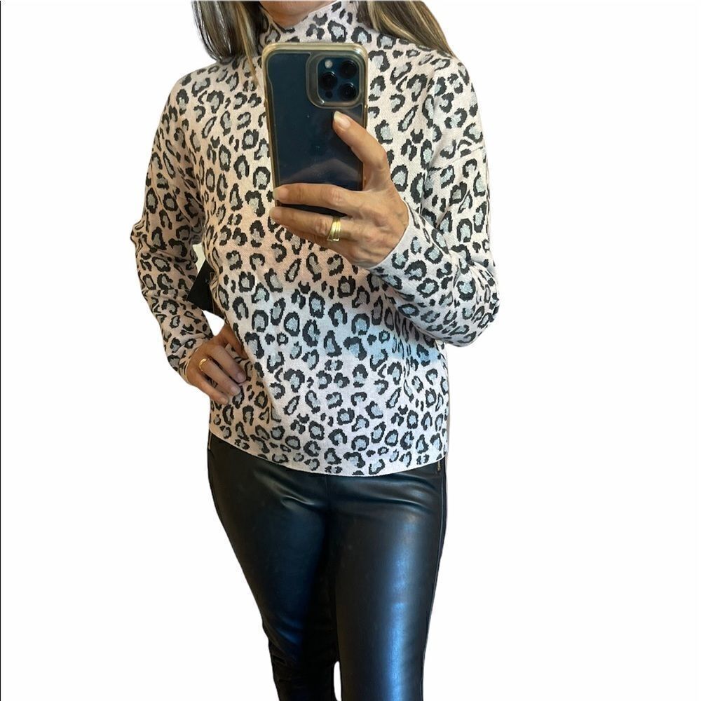 CYNTHIA ROWLE Leopard Print Long Sleeves Mock Neck Sweater.Size S - Picture 4 of 13